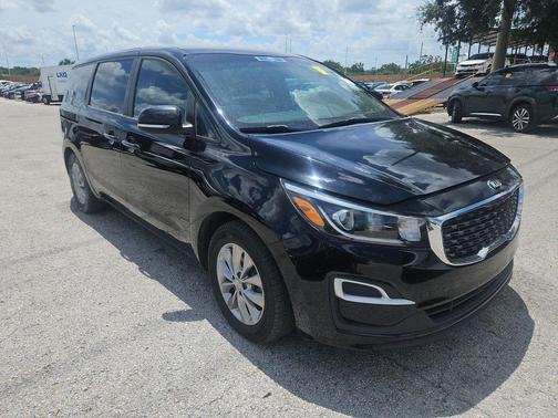 2020 Kia Sedona LX