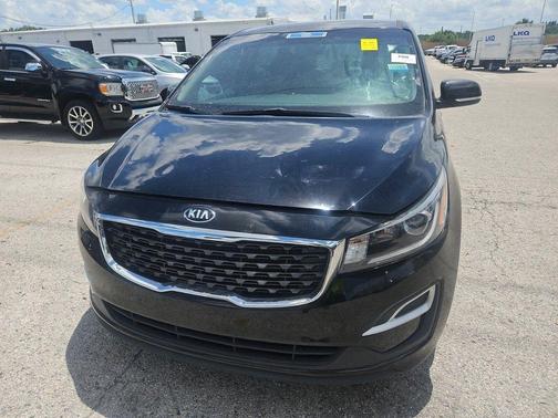 2020 Kia Sedona LX