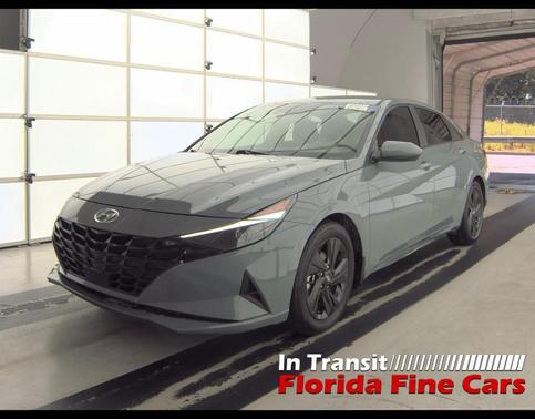 2022 Hyundai ELANTRA SEL
