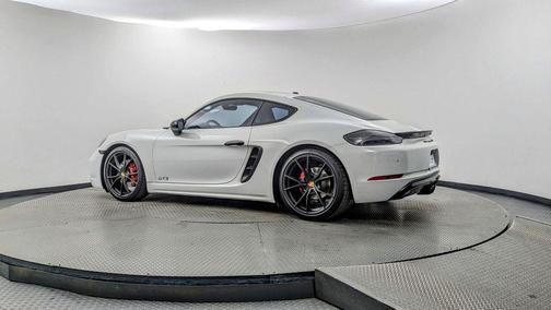 2018 Porsche 718 Cayman GTS