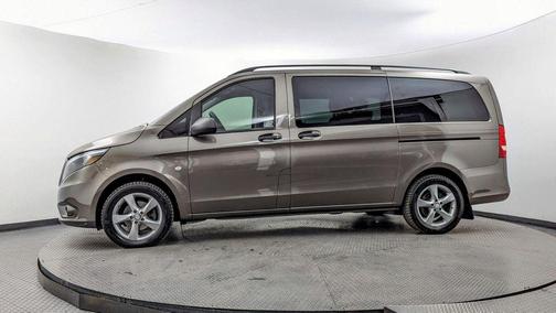 2016 Mercedes-Benz Metris Base