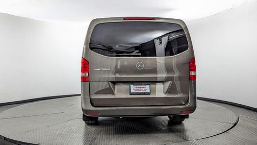 2016 Mercedes-Benz Metris Base