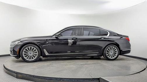 2018 BMW 740 i xDrive