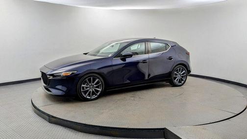 2019 Mazda Mazda3 FWD w/Preferred Package
