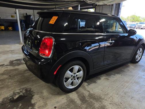 Midnight Black Metallic 2016 MINI Hardtop Cooper