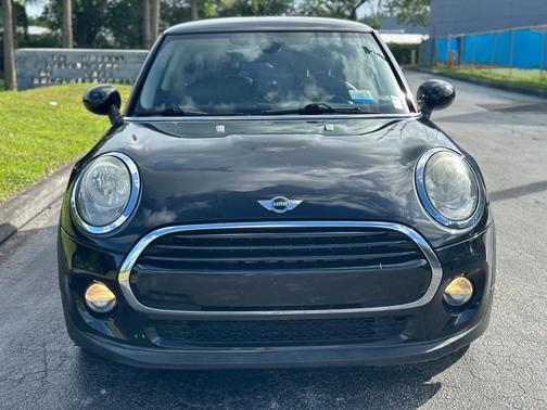 Midnight Black Metallic 2016 MINI Hardtop Cooper