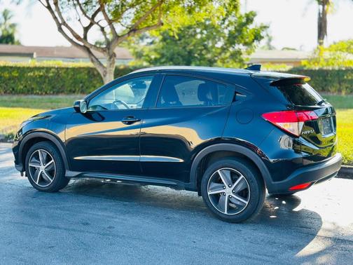 2022 Honda HR-V EX