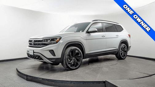 2022 Volkswagen Atlas 2.0T SE w/Technology
