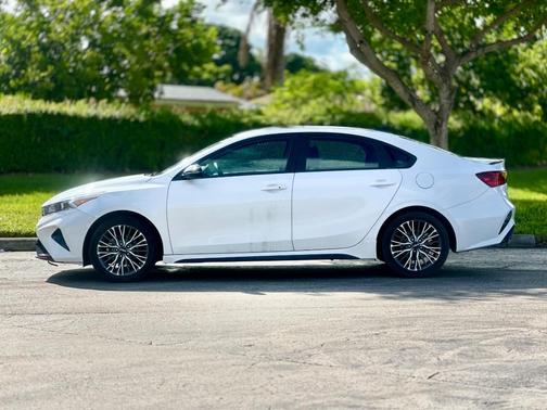 2024 Kia Forte GT-Line