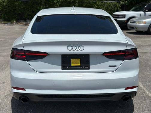 Glacier White Metallic 2019 Audi A5 2.0T Premium