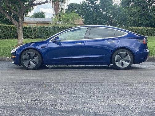 2020 Tesla Model 3 Long Range