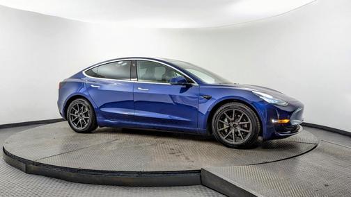 2020 Tesla Model 3 Long Range