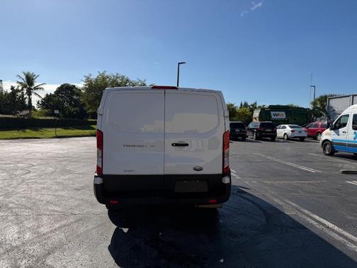 2022 Ford Transit-150 Base