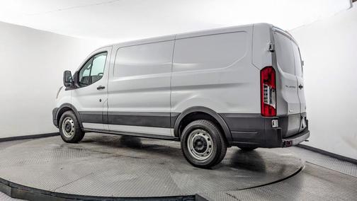 2022 Ford Transit-150 