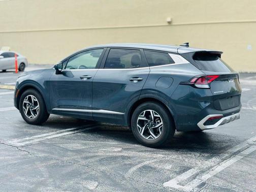 2023 Kia Sportage LX