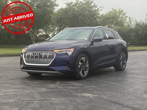 2021 Audi e-tron Premium