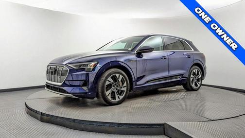 2021 Audi e-tron Premium