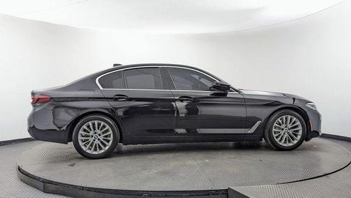 Carbon Black Metallic 2023 BMW 530 i xDrive