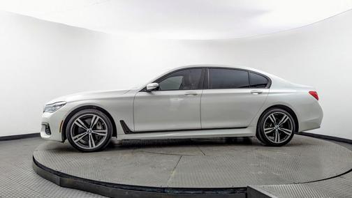 2017 BMW 750 i xDrive
