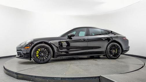 2018 Porsche Panamera 4