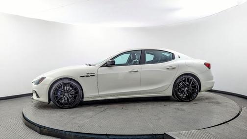 2022 Maserati Ghibli Modena