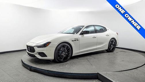 2022 Maserati Ghibli Modena