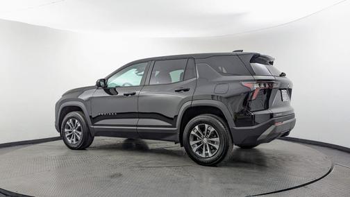 Mosaic Black Metallic 2026 Chevrolet Equinox LT
