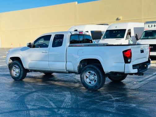 2020 Toyota Tacoma SR