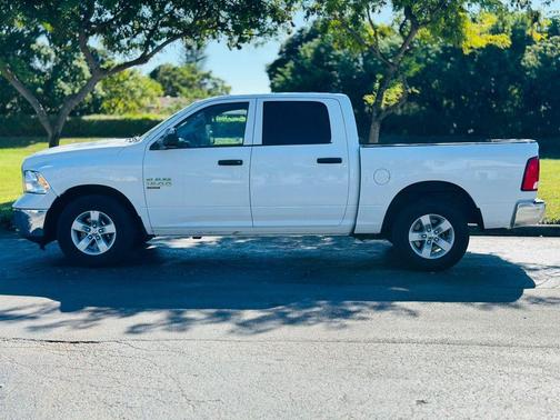 2023 RAM 1500 Classic SLT