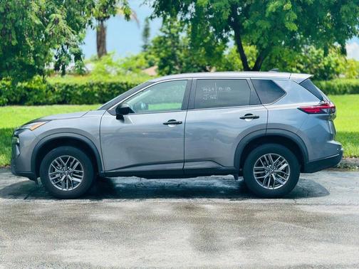 2024 Nissan Rogue S