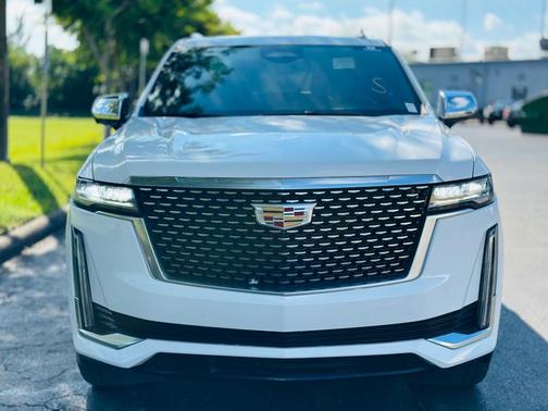 2023 Cadillac Escalade Premium Luxury