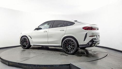 2023 BMW X6 xDrive40i