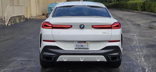 2023 BMW X6 xDrive40i