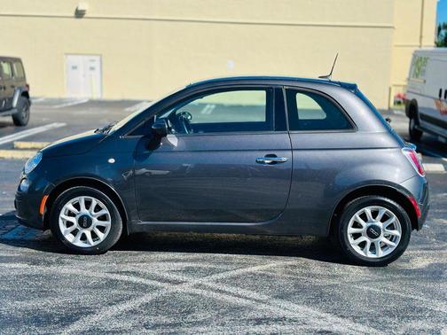 2017 FIAT 500 Pop