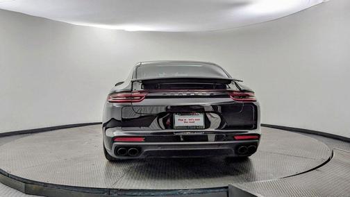 2018 Porsche Panamera 4S