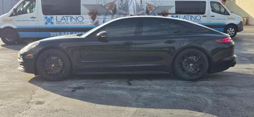 2018 Porsche Panamera 4S