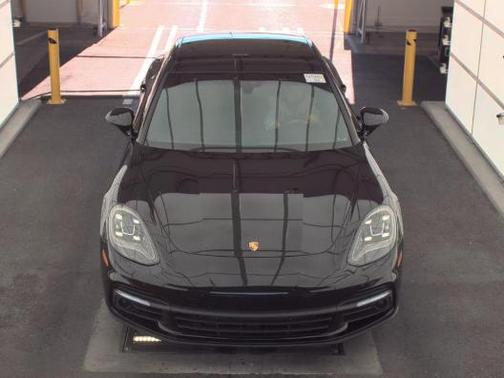 2018 Porsche Panamera 4S