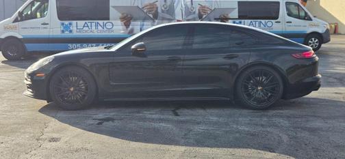 2018 Porsche Panamera 4S