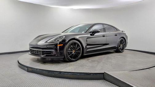 2018 Porsche Panamera 4S