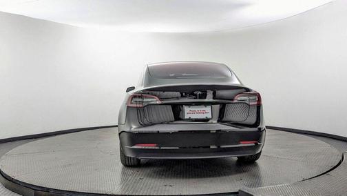 Obsidian Black Metallic 2018 Tesla Model 3 Long Range