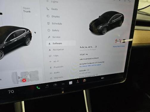 Obsidian Black Metallic 2018 Tesla Model 3 Long Range
