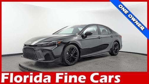 Midnight Black Metallic 2025 Toyota Camry SE