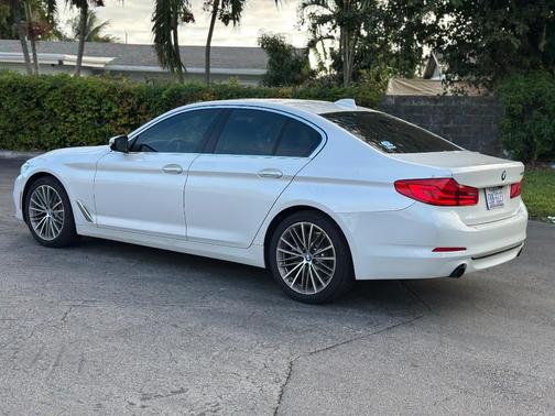 2018 BMW 530 i