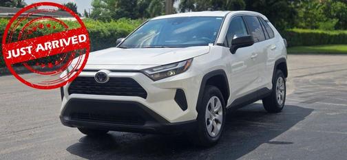 2025 Toyota RAV4 LE