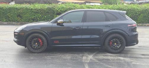 2021 Porsche Cayenne GTS