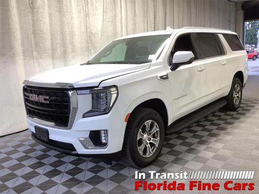 2022 GMC Yukon XL SLE