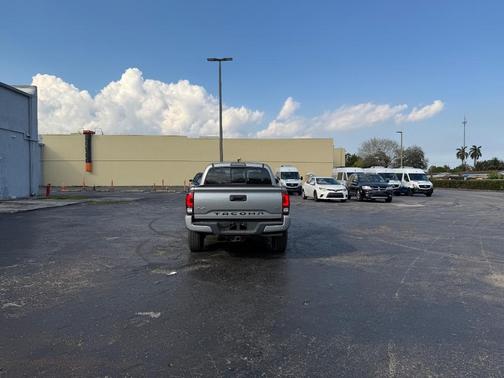 2019 Toyota Tacoma SR