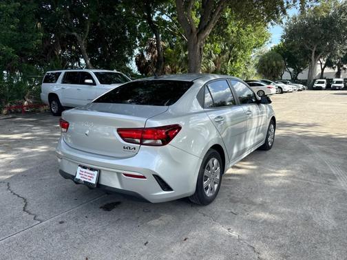2022 Kia Rio S