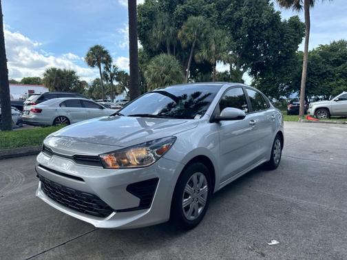 2022 Kia Rio S