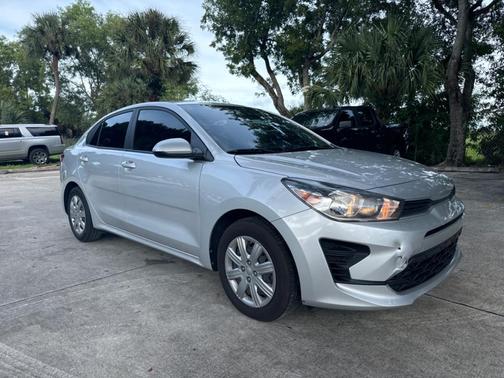 2022 Kia Rio S